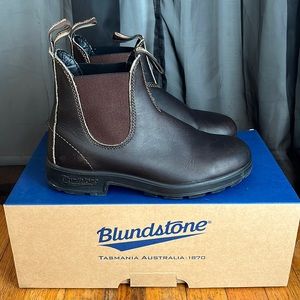 Blundstone